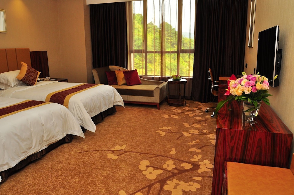 Tong Yu International Hotel 12/39