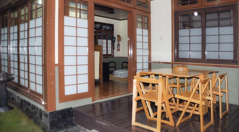 Villa Kota Bunga Ade 43/50