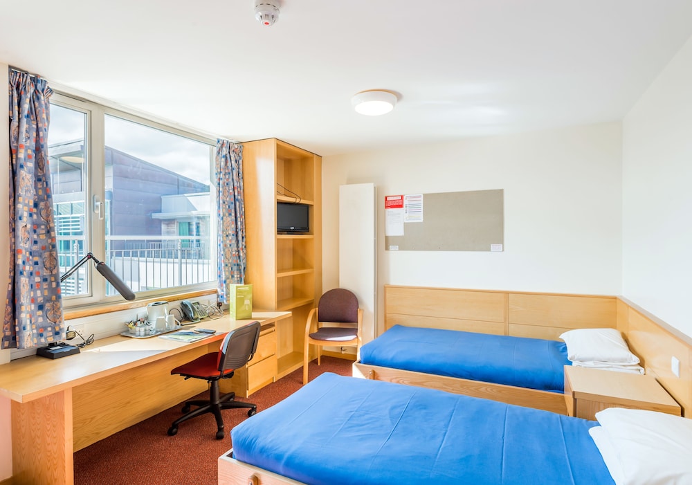 Pollock Estate - Summer Accommodation 21/56