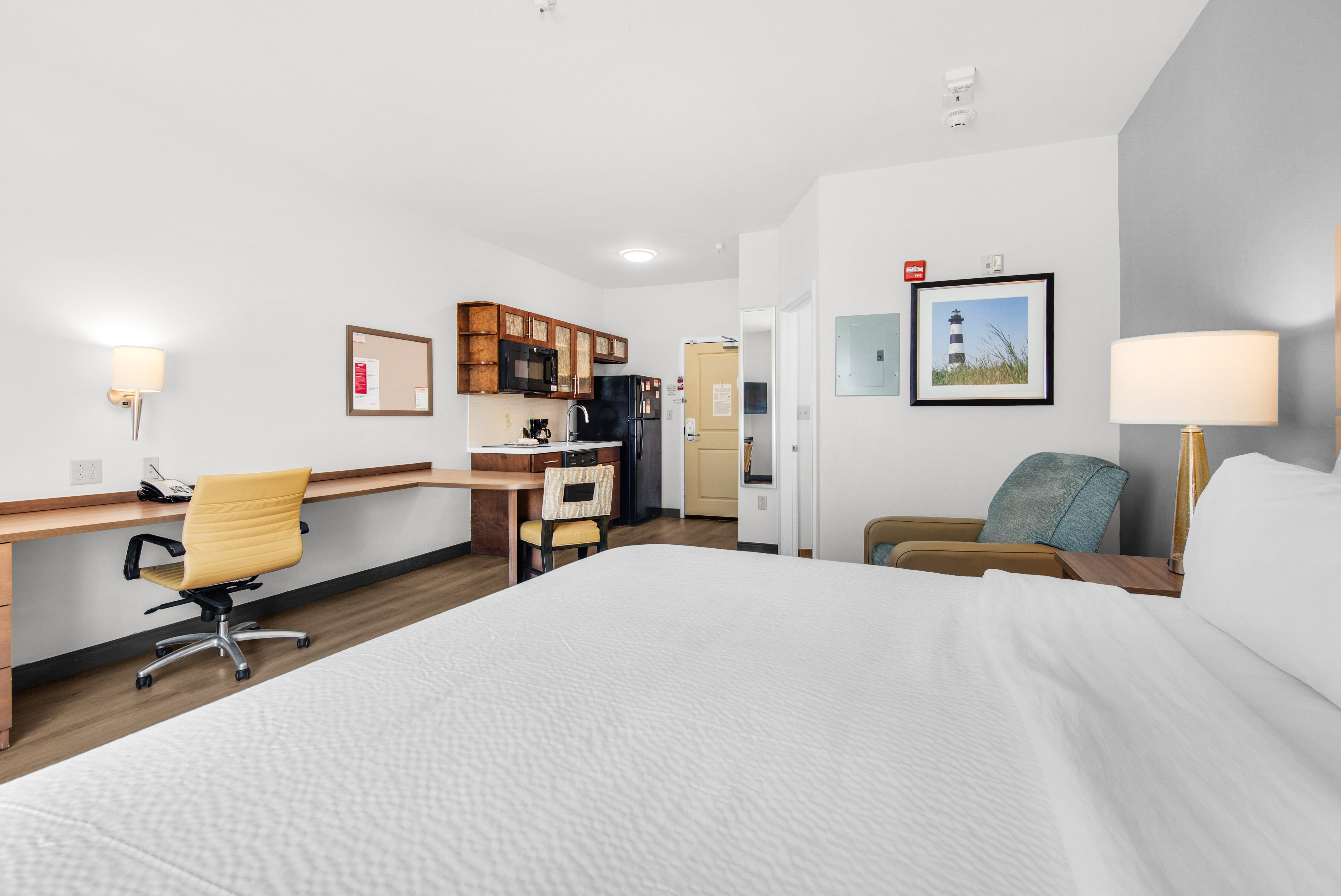 Candlewood Suites Pensacola University Area 17/58