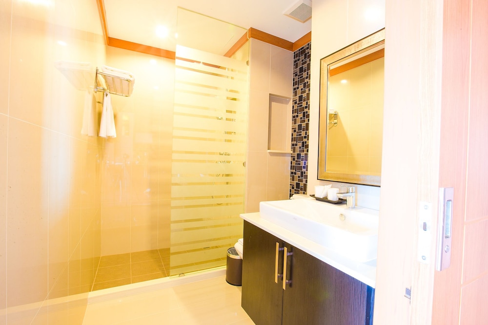Romantic Khon Kaen Hotel 27/52
