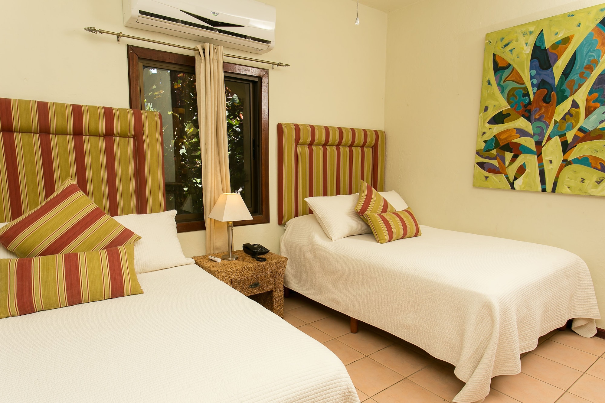 SUITE, OCEAN VIEW