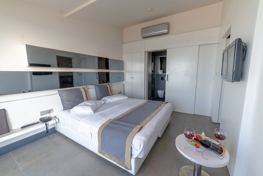 ATIK HOTEL 10/73