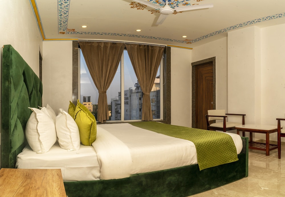 Pax Grand Blue Udaipur 19/50