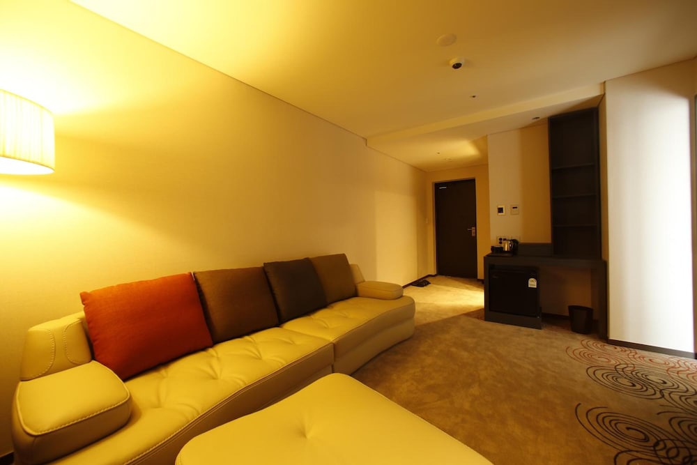 Hotel Goldendaisy Seogwipo Ocean 34/51