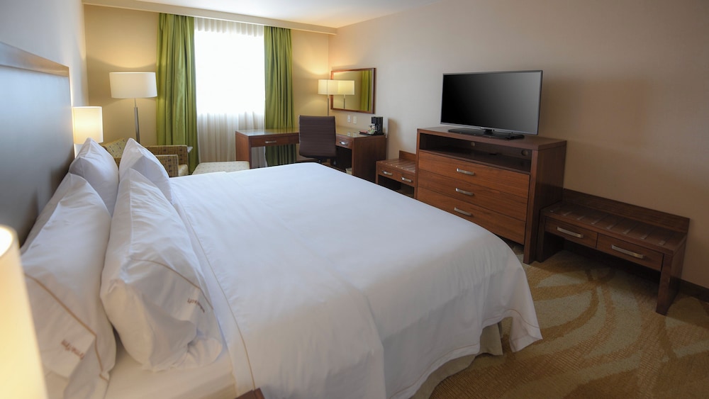 Standard, King Bed, Top Floor
