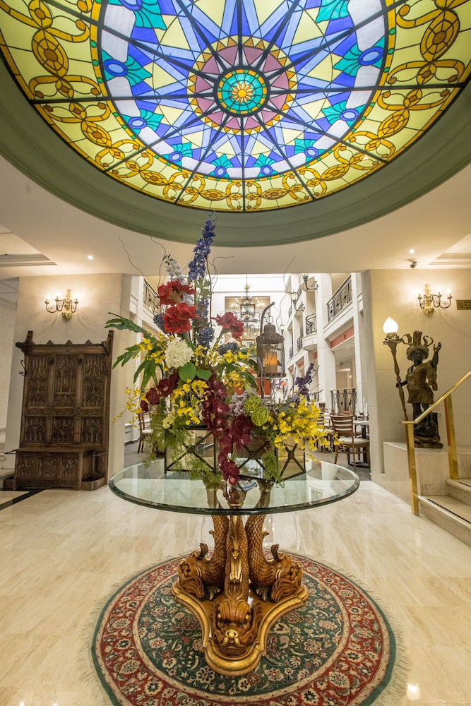 Hotel Plaza de Oro 4/43