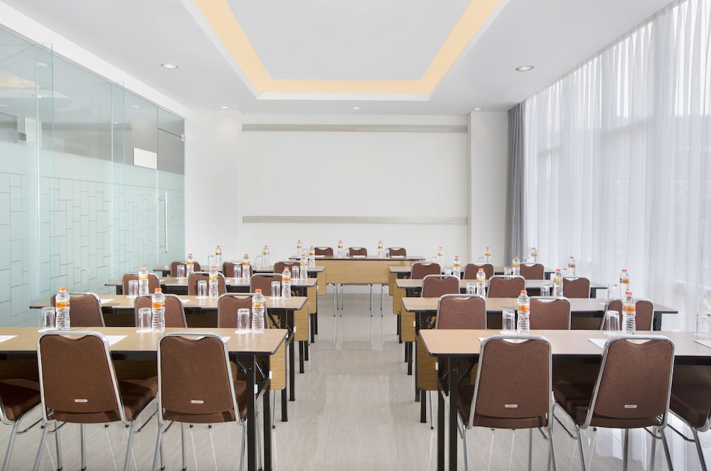 Amaris Hotel Setiabudi 28/31