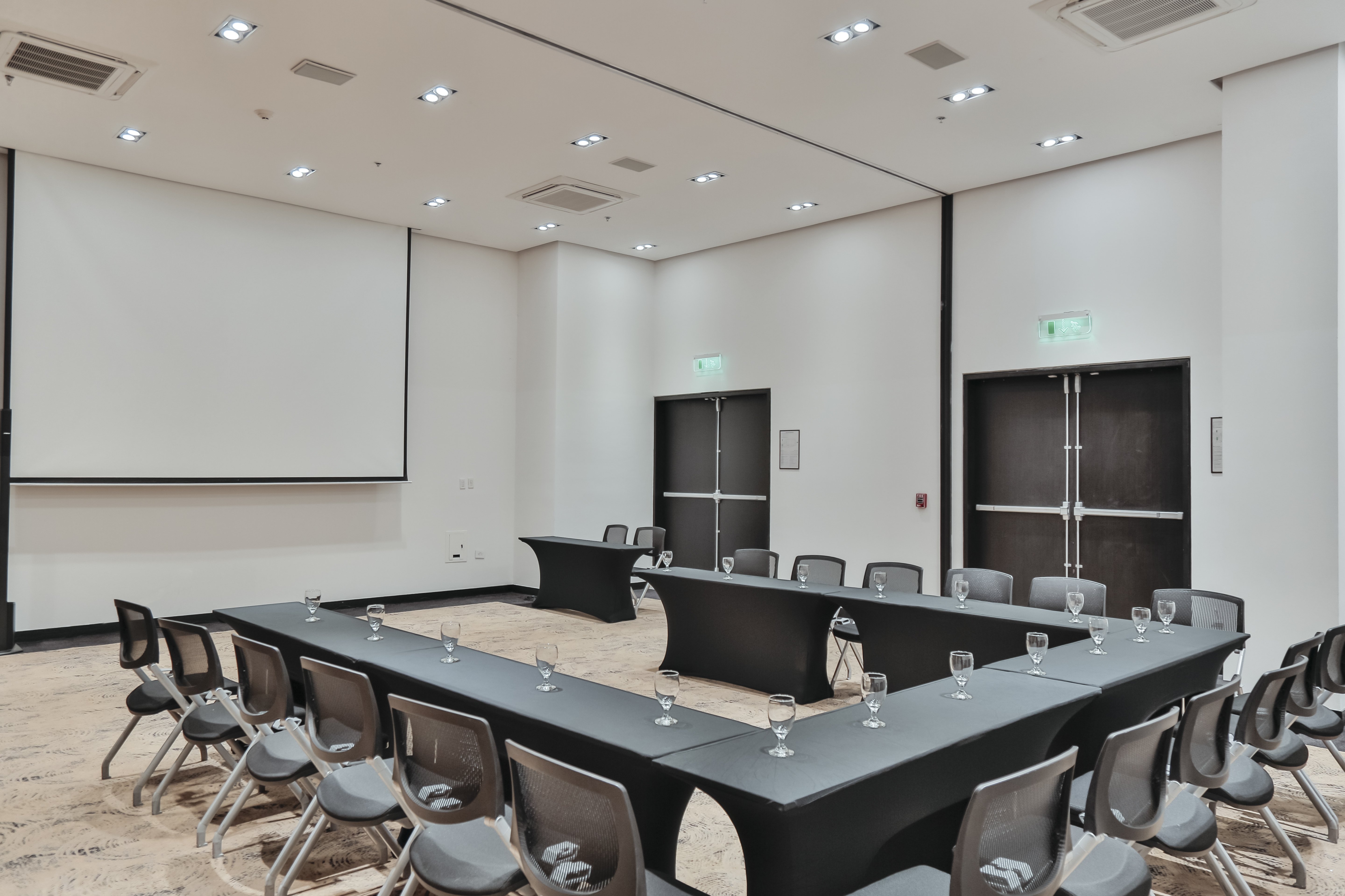 Holiday Inn Bucaramanga Cacique 66/74