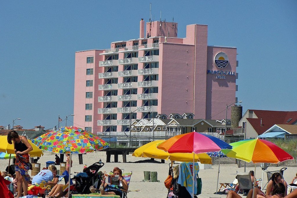 Port-O-Call Hotel 9/62