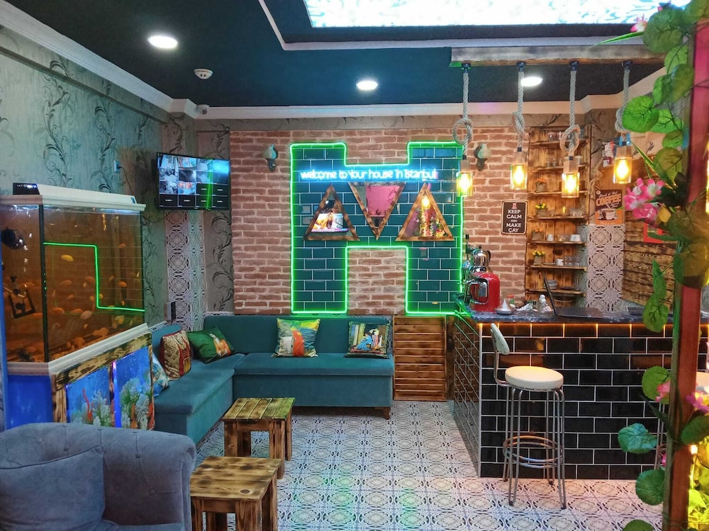 Marvel Suites - Adults Only 26/40