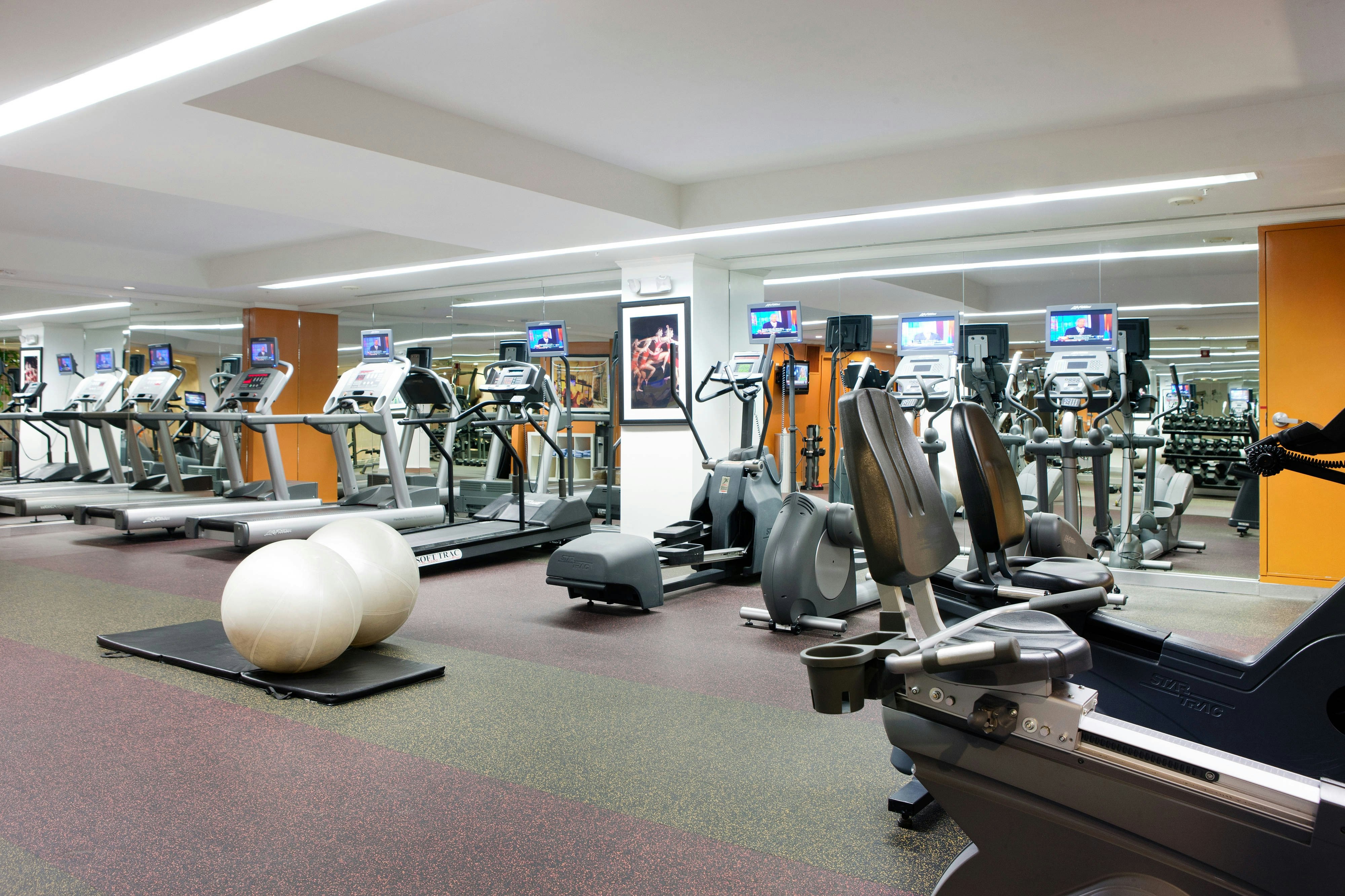Residence Inn Philadelphia Center City 4/12