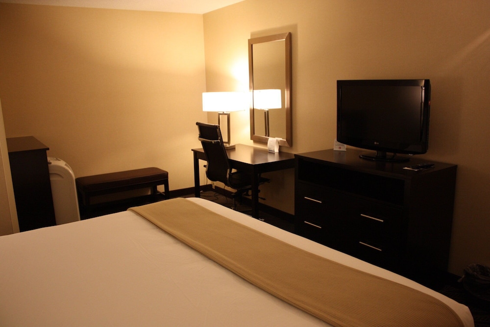 Holiday Inn Express Ludlow 45/50