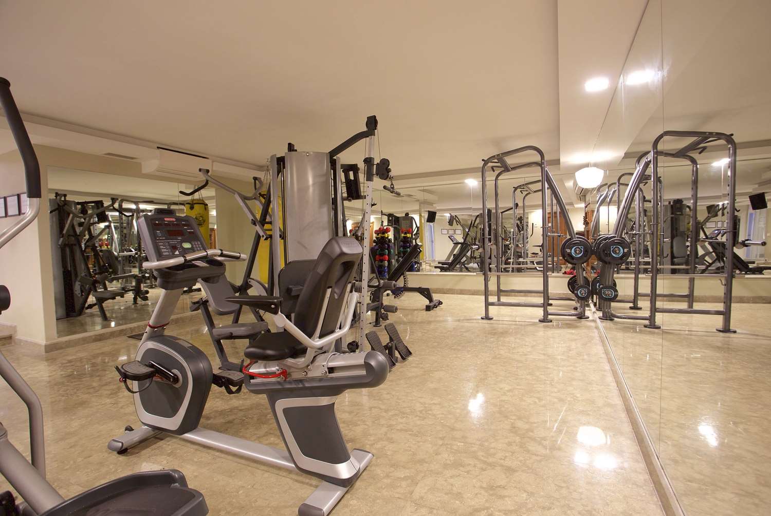 Ramada By Wyndham Istanbul Taksim 20/32