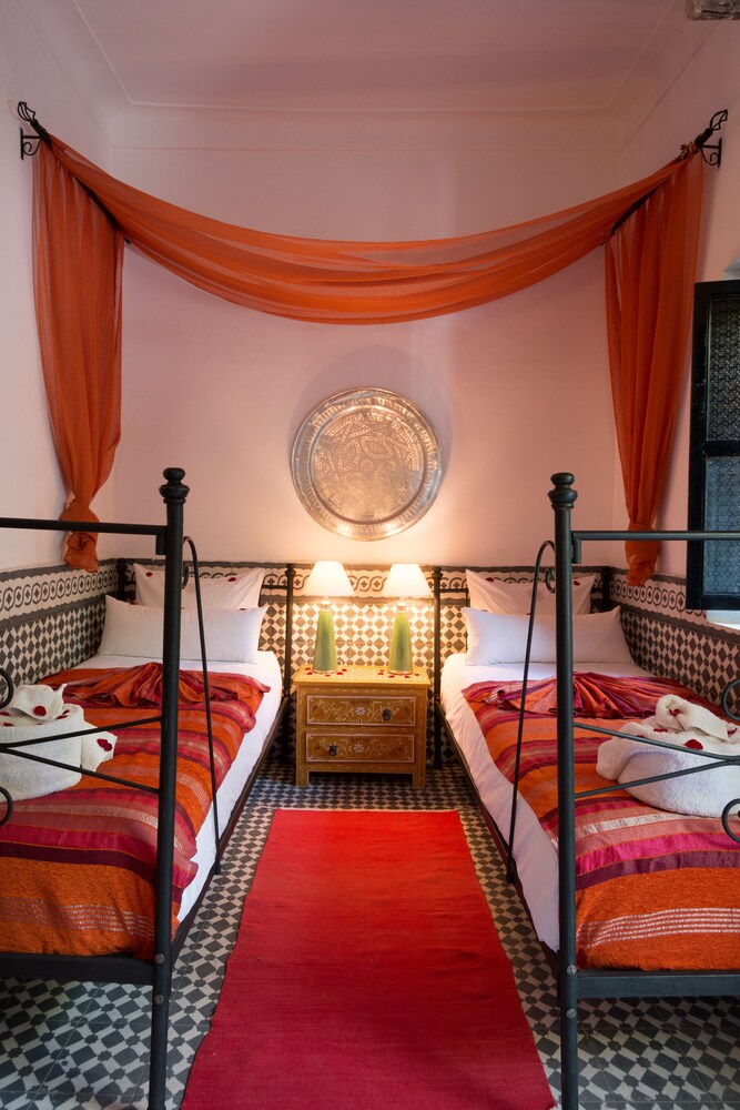 Riad Lhena 19/45
