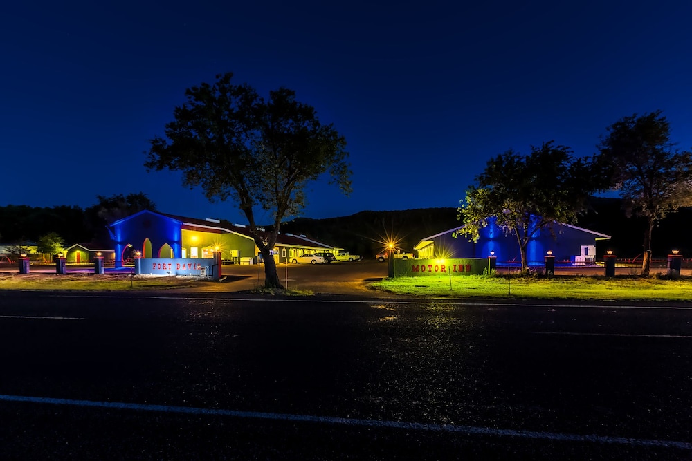 Fort Davis Inn and Rv Park 5/45
