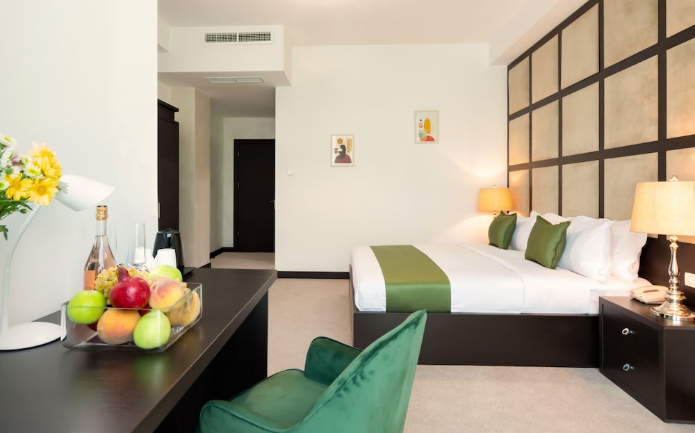 Dave Hotel Yerevan 17/25