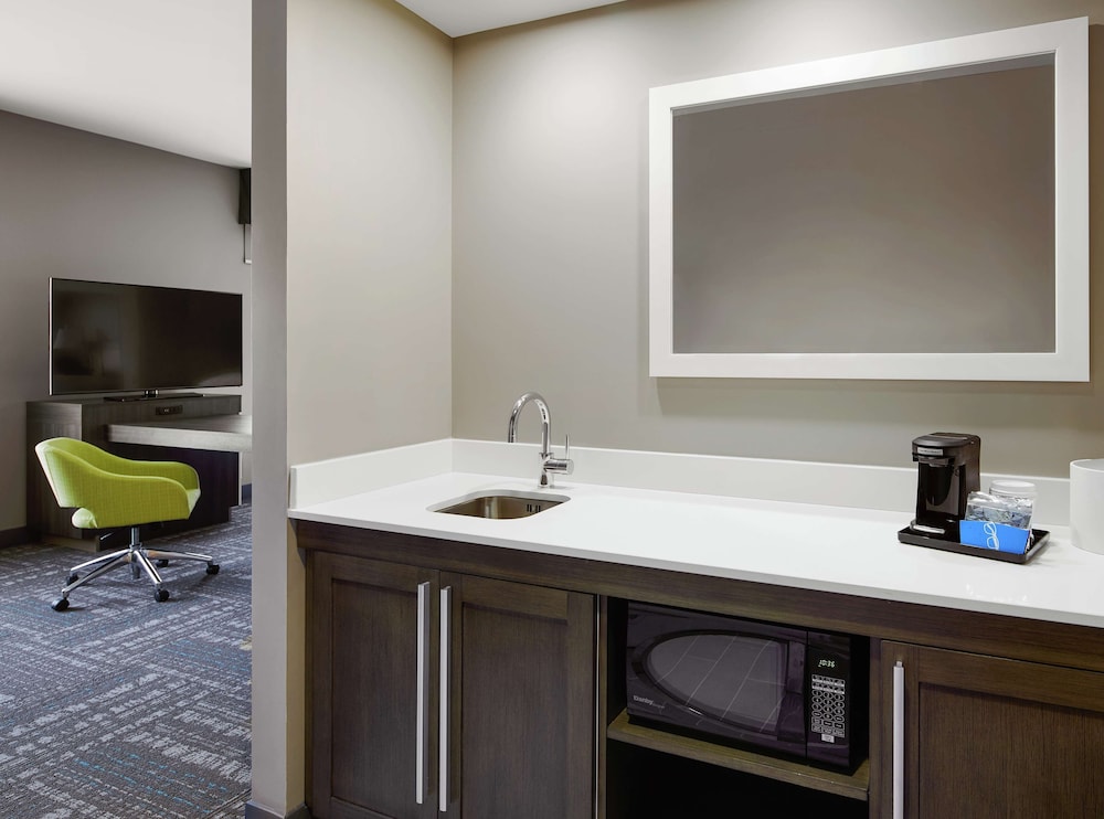 Hampton Inn & Suites Chicago/Waukegan Il 41/45