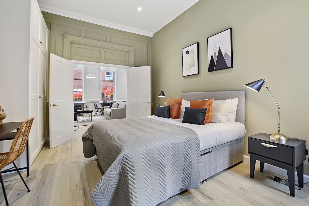 BUSINESS, APARTMENT, DOUBLE BED