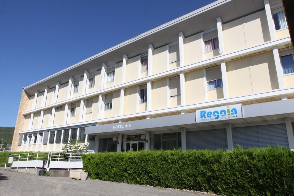Complexe Hotelier Regain 2/44