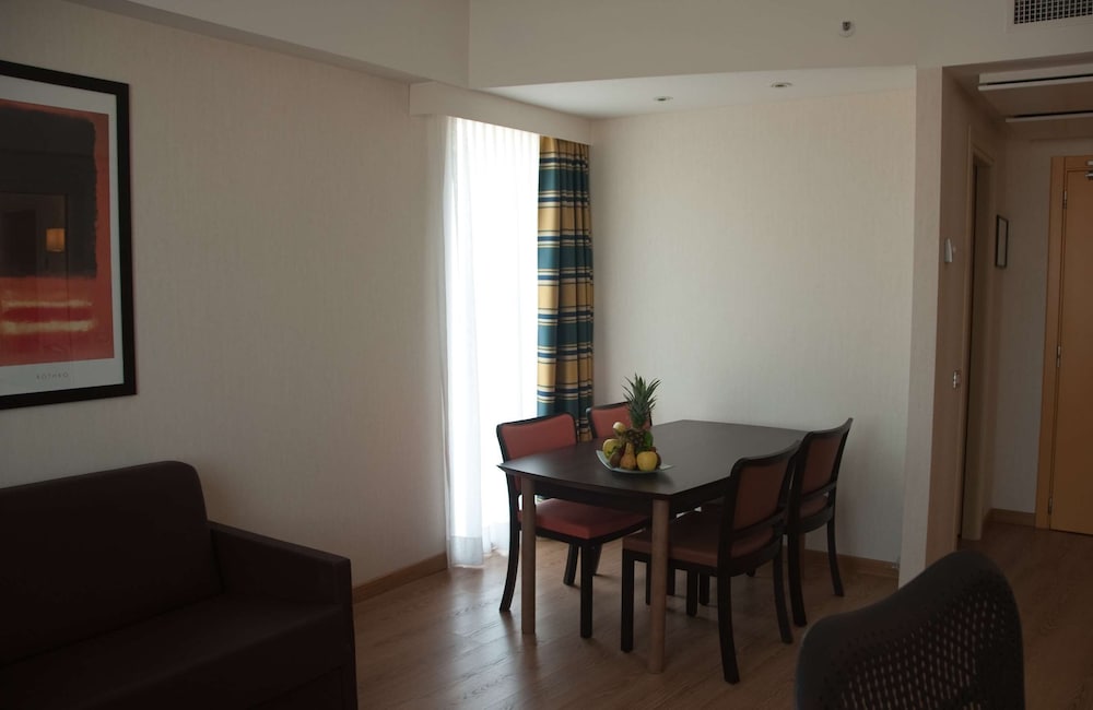 Hilton Garden Inn Rome Airport 53/75