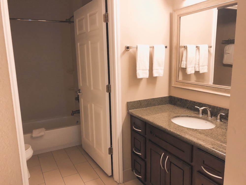 Westay Suites - Covington Mandeville 16/50