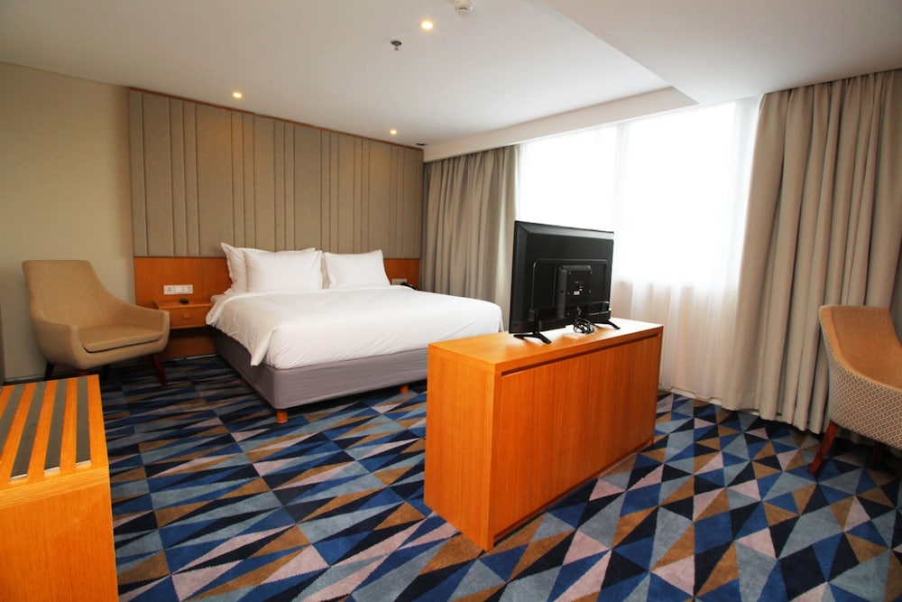 Swiss-Belhotel Pondok Indah 21/69