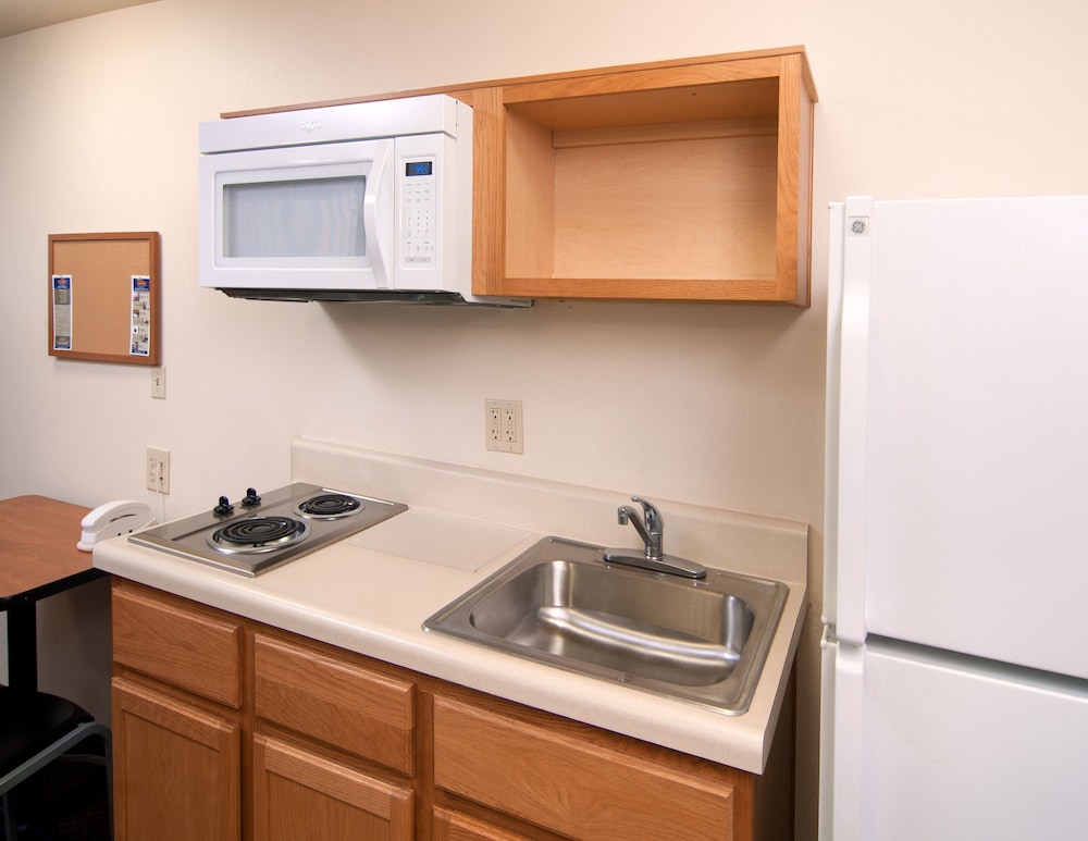 WoodSpring Suites Richmond West I-64 32/34