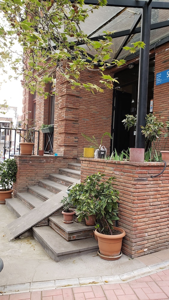 Sani Apart Hotel 24/27
