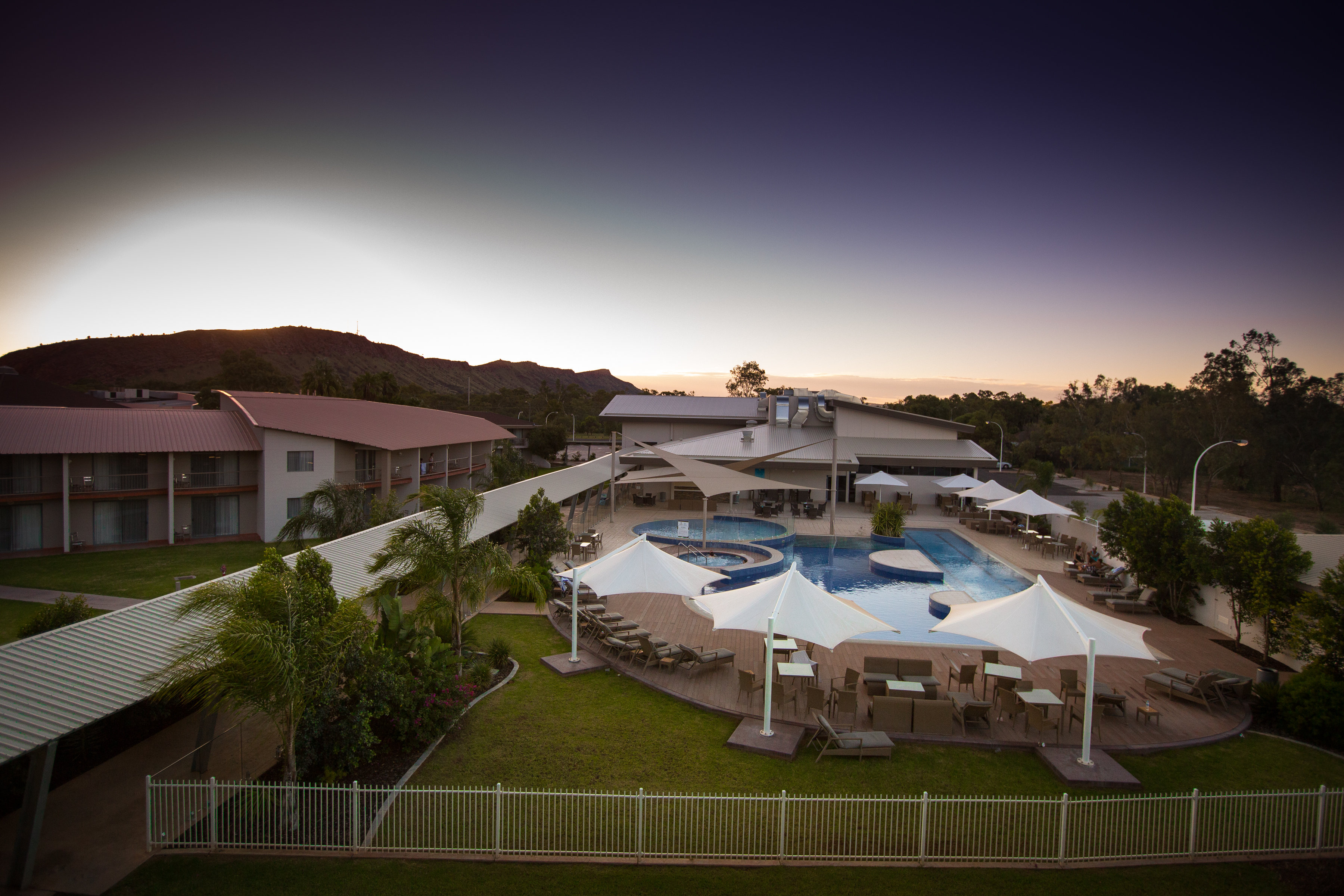 Crowne Plaza Alice Springs Lasseters 57/57