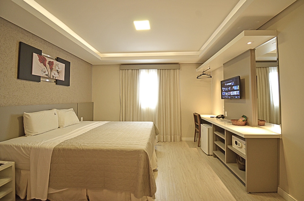 Luxury, Suite, King Bed, Hydromassage