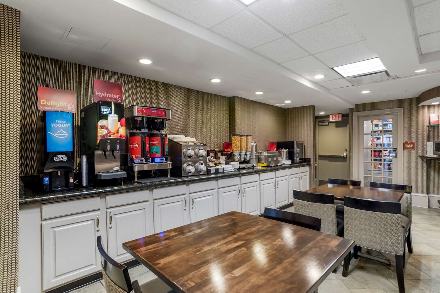 Best Western Plus St. Christopher Hotel 37/49