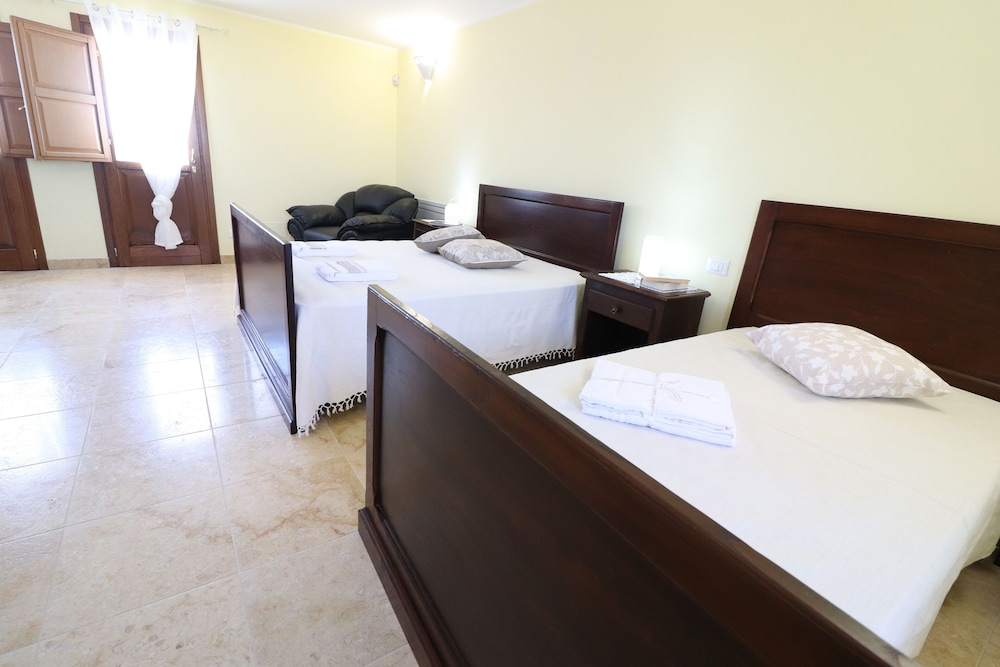 Tenuta Gli Agrumi Del Salento 10/50