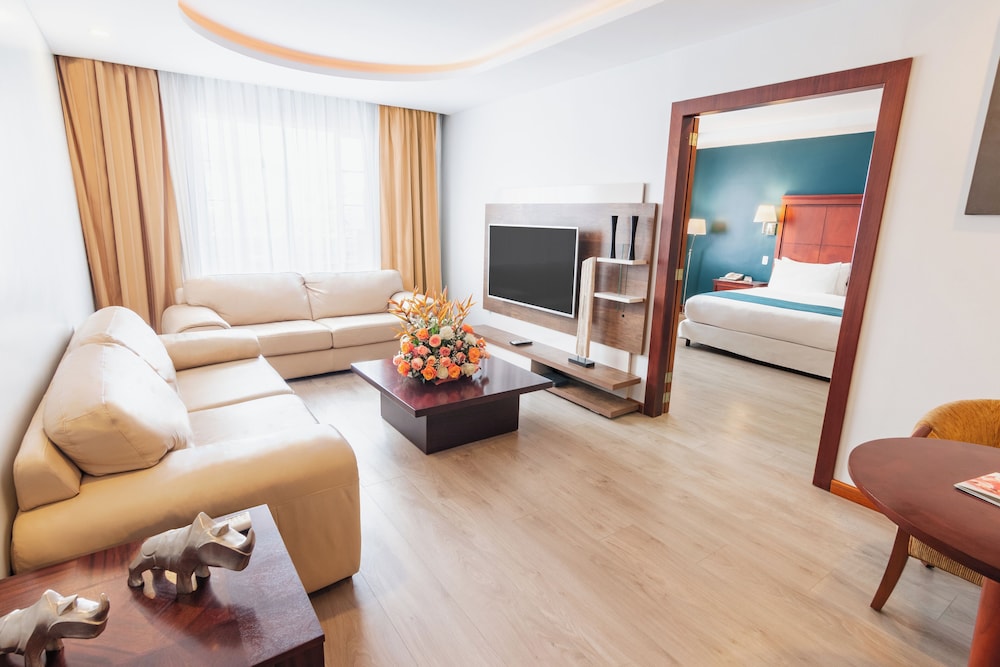 Sonesta Hotel Loja 47/70