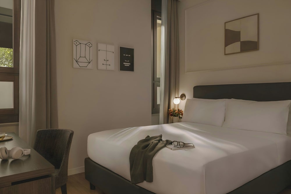 Room, Queen Bed