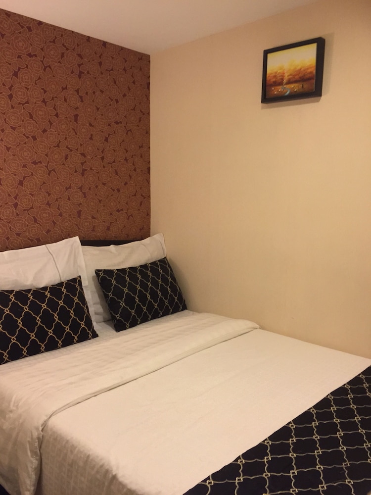 California Hotel 9/50