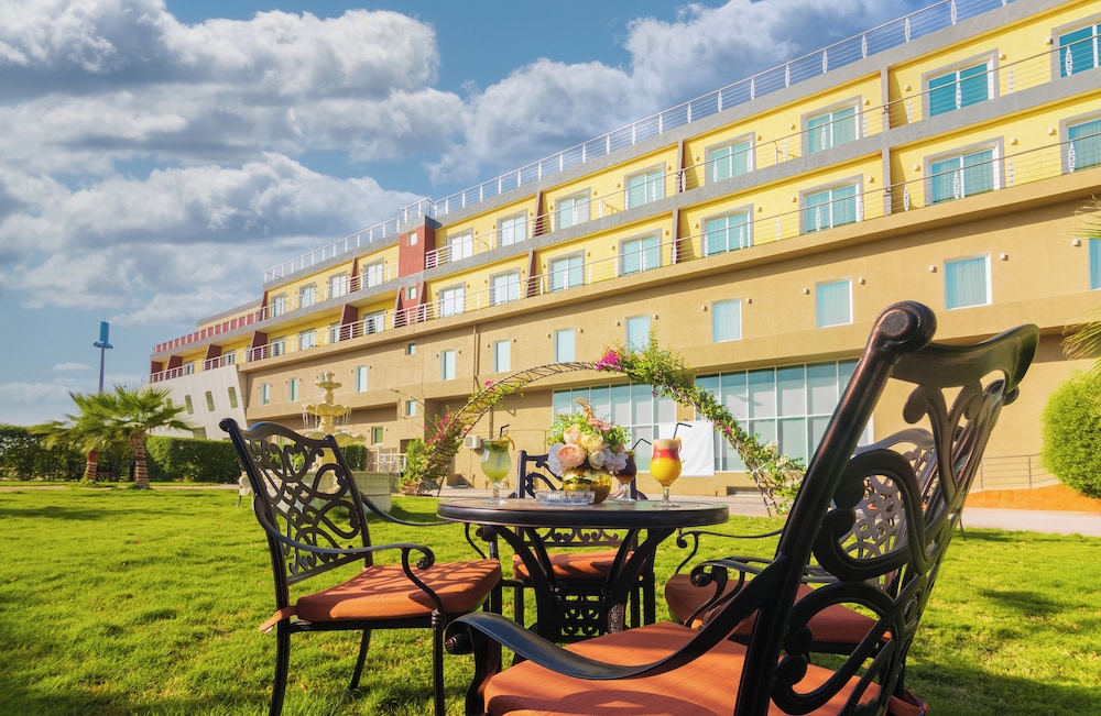 فندق السفينة الذهبية(Golden Ship Hotel) 37/45