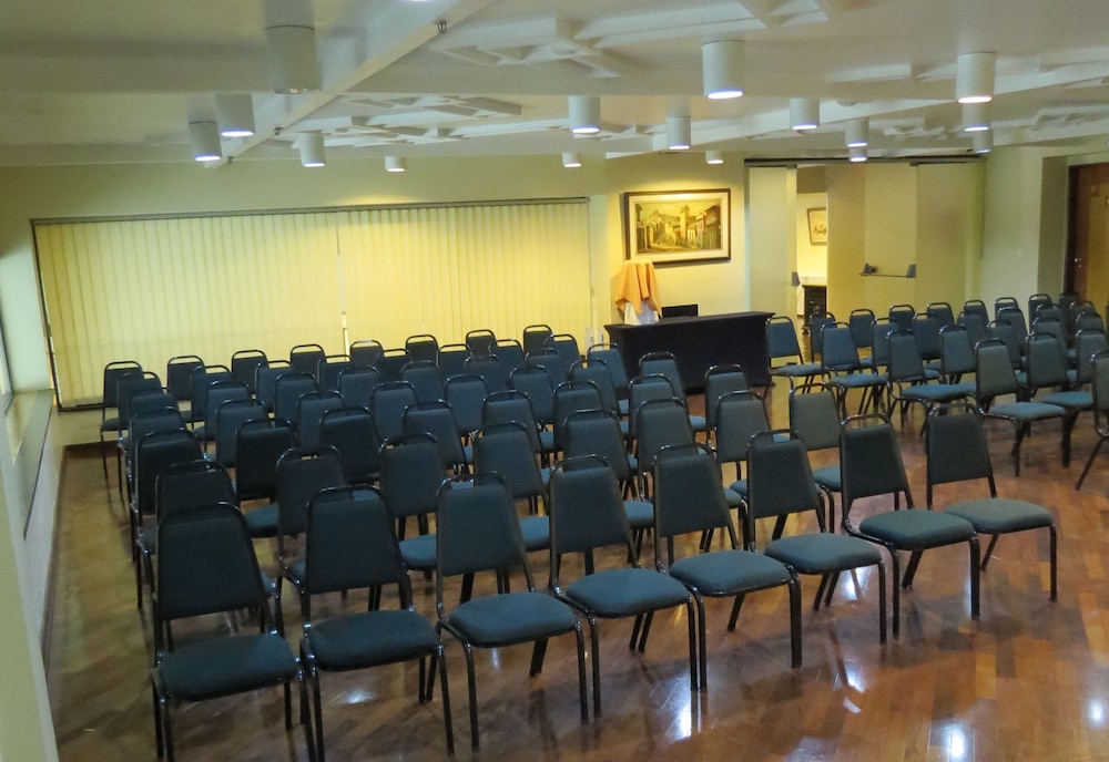 Hotel Carlton Plaza Sao Jose dos Campos 45/50