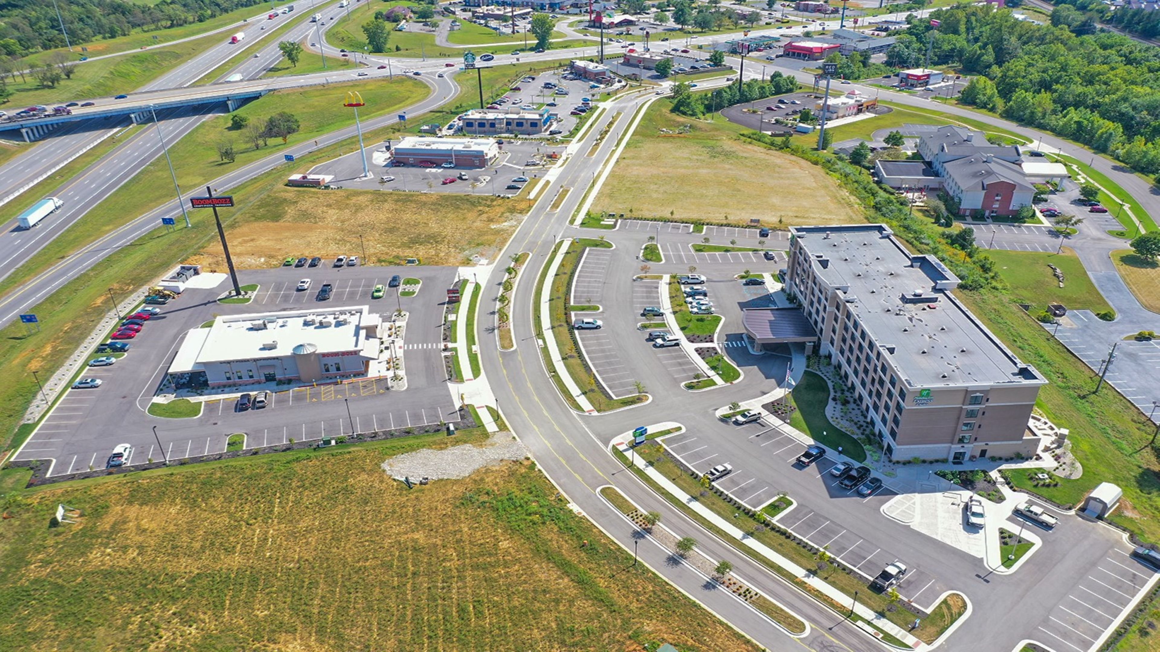 HOLIDAY INN EXPRESS & SUITES ELIZABETHTOWN NORTH 46/47
