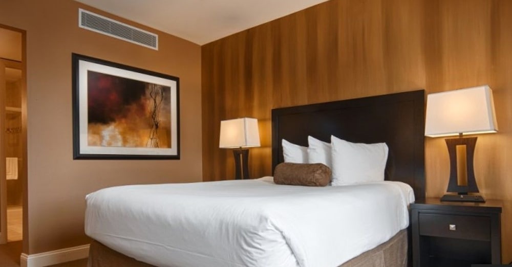 American Hotel 20/44