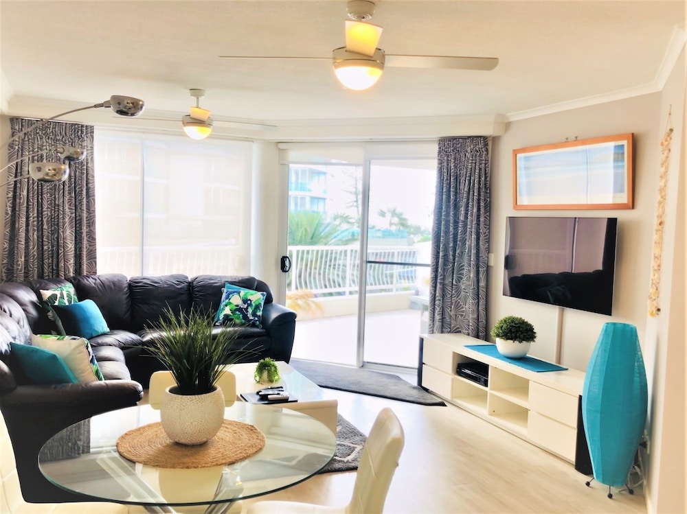 Kirra Beach Apartments 51/78