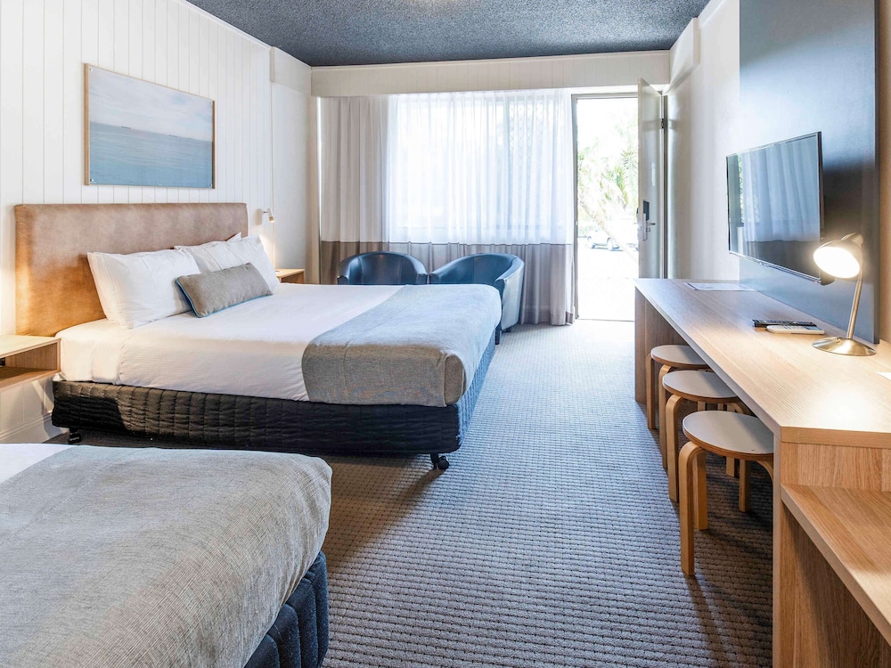 MERCURE CHARLESTOWN 20/50