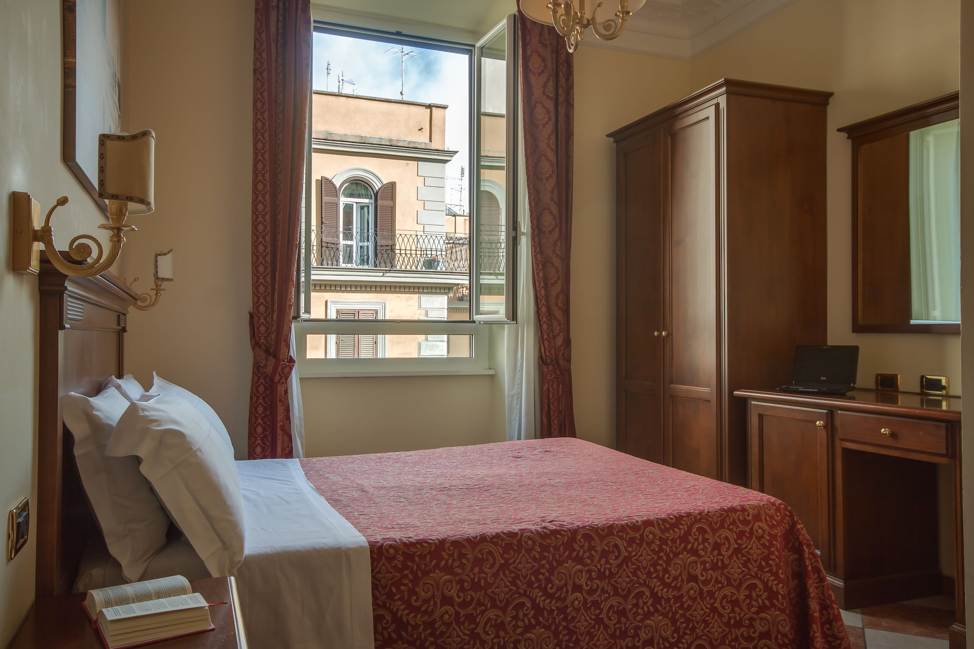 غرفة بسرير مزدوج، Hotel Romantica 7/10