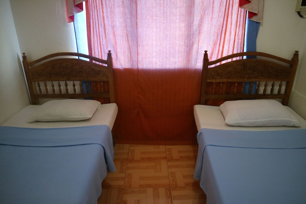 Miles Pension House 15/27