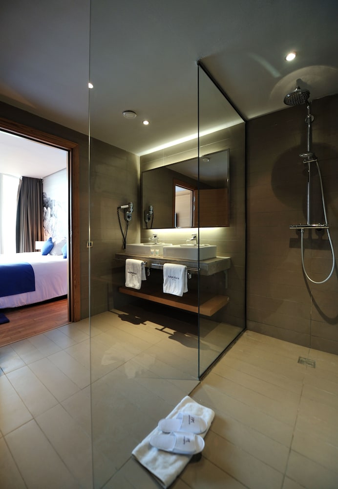 Mercure Quemado Resort 68/80