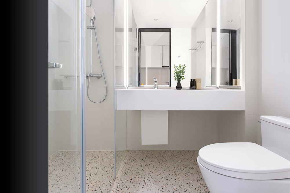 Stey Qianhai Hotel & Apartment 64/66