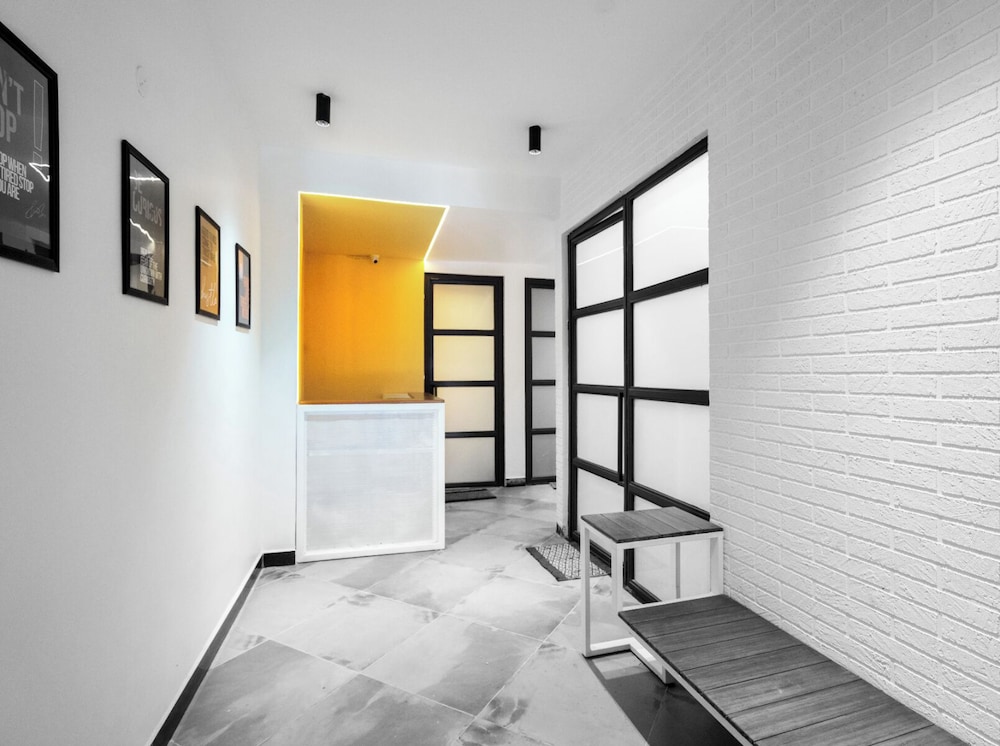 HOTEL STAY INN 27/50