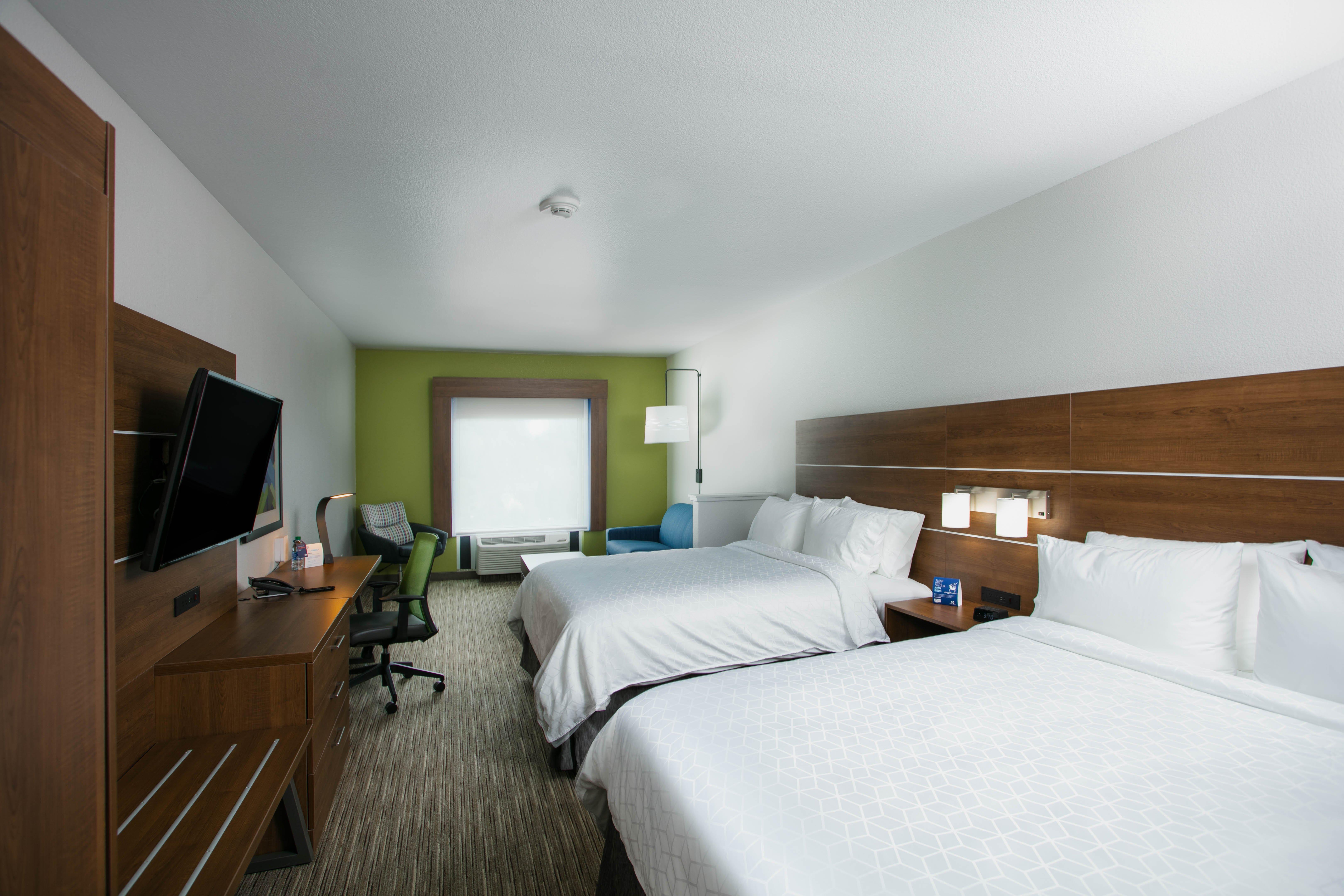 Standard, 1 King or 2 Queen Beds