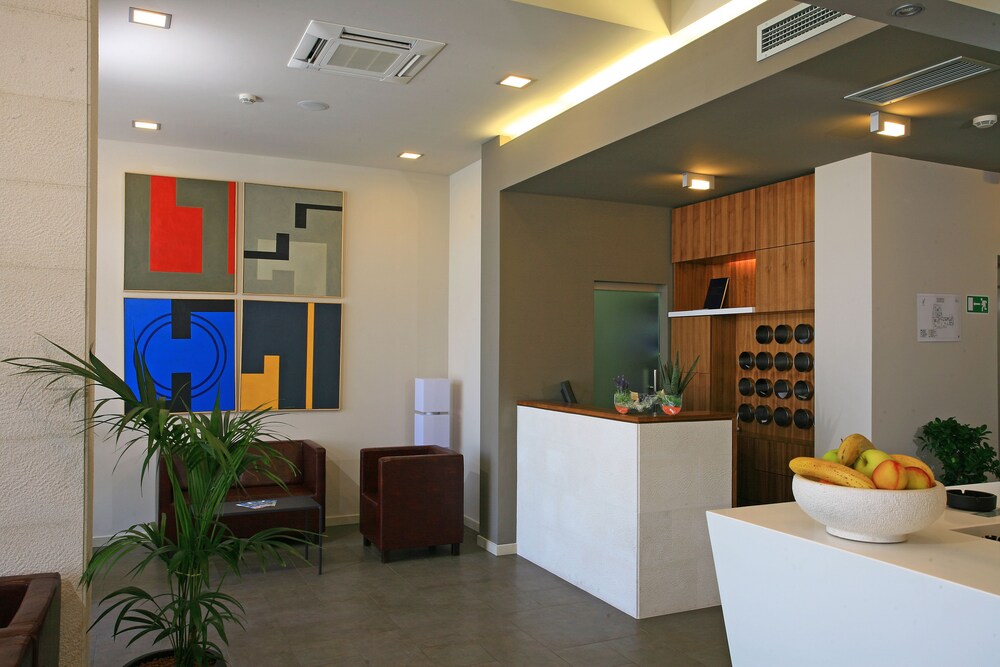 Hotel Vrilo - Adults Only 4/24
