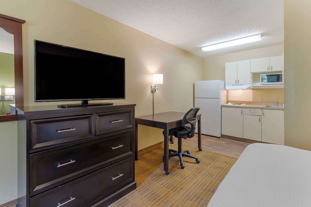 Extended Stay America Durham - University 35/43